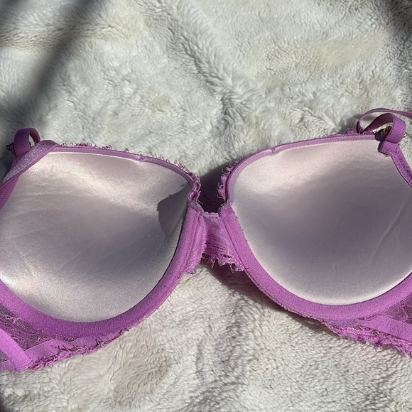 Victoria’s Secret Very Sexy Push-Up Bra 32D | Lace Lingerie Lilac Purple - Picture 6 of 9